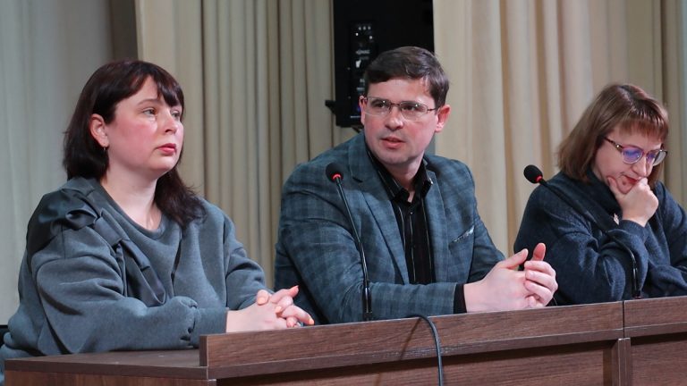 Ви не одні: у Калуші обговорили проблеми переселенців (ВІДЕО) 2 s1 5