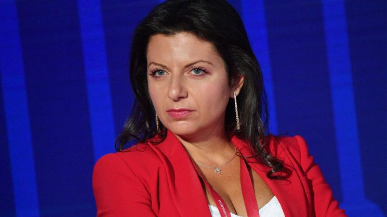 Російська пропагандистка закликала знищити жителів західних регіонів України: їй повідомили про підозру 2 011 e5bae9f02c36f7e70422b1e7ad3e3888 1200x675