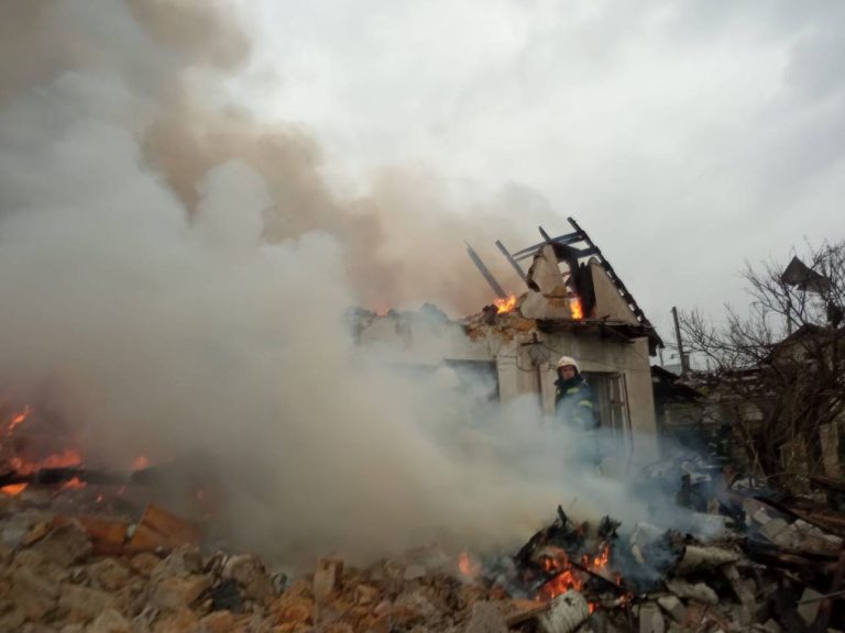 Окупанти вдарили ракетами по Одесі: трьохрічна дитина у лікарні (ФОТО)