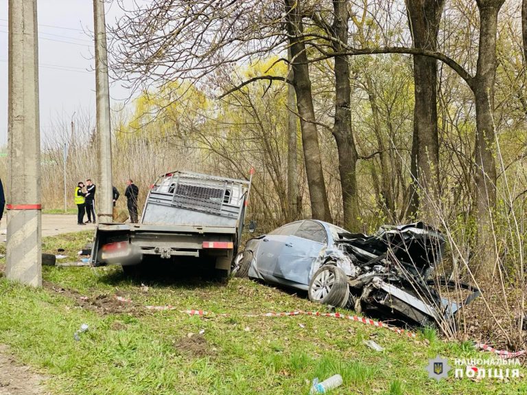 У поліції розповіли подробиці смертельної автотрощі поблизу Франківська (ФОТО) 3 419045631 419572424050326 3102031015420202938 n