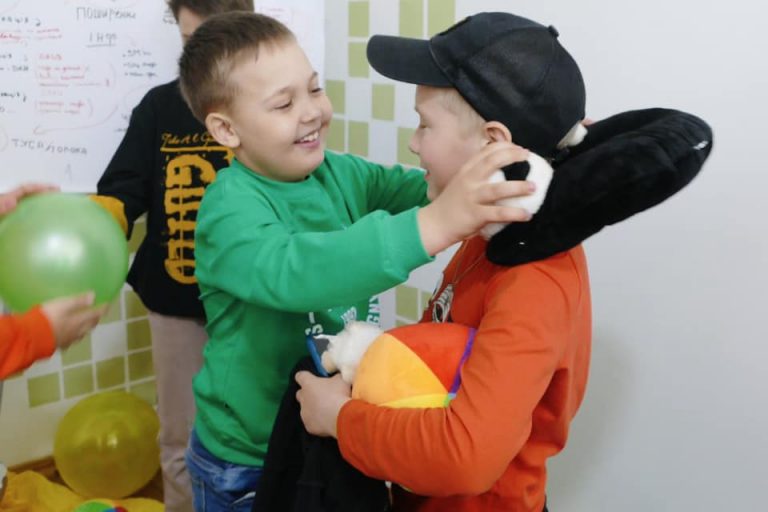 У Калуші відкрили простір для дітей та молоді (ВІДЕО) 2 433964296 452782327273273 7518854576618126258 n