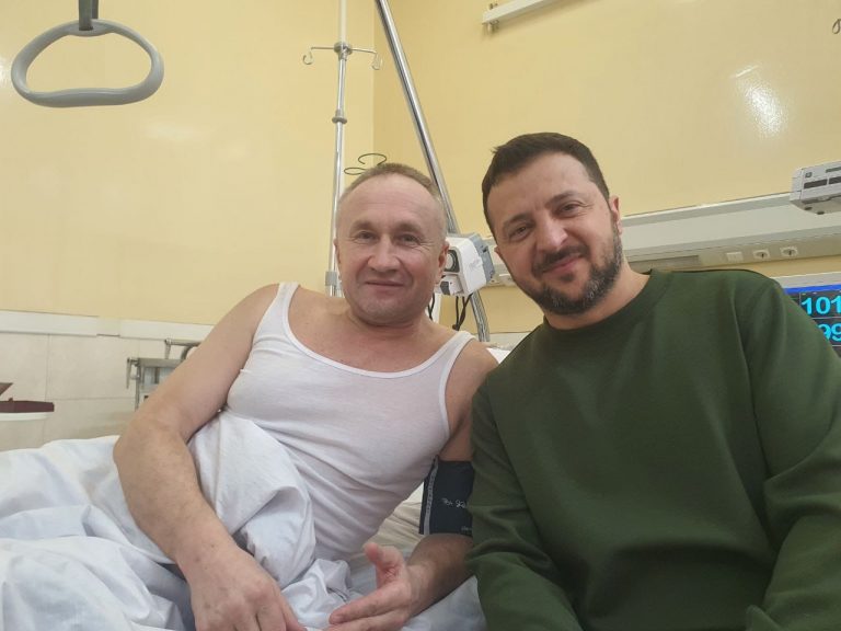 Зеленський нагородив медаллю "За військову службу Україні" захисника з Прикарпаття (ФОТО) 7 435740154 455724516979054 8041315626619380446 n