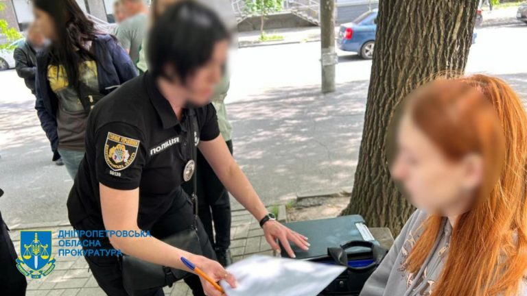У Дніпрі жінка намагалася продати дворічного сина за 1 мільйон гривень (ФОТО) 3 437684088 865726265590208 9040030572974994043 n
