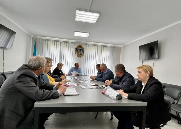 У Бурштині на найбільших неплатників за вивіз сміття готують позов до суду