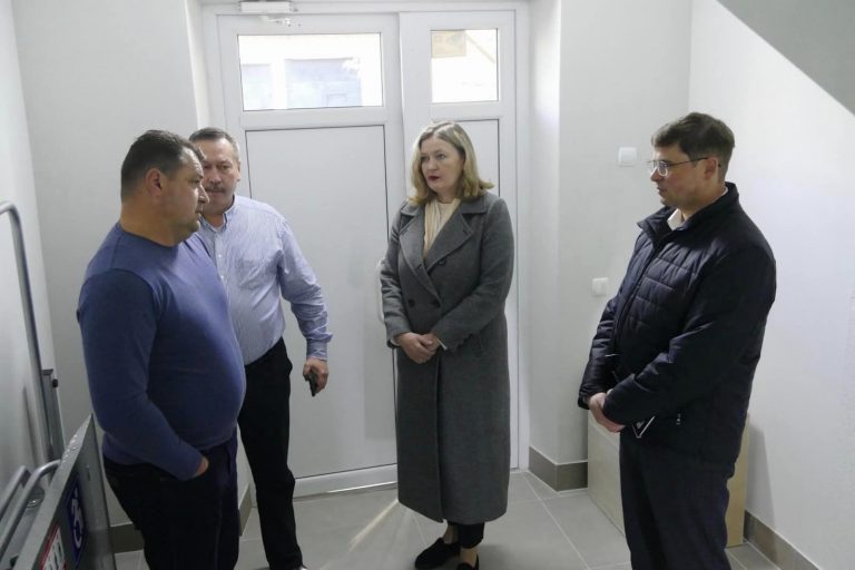 Голова Калуської громади провів ранковий об’їзд: що перевіряв? (ФОТО) 12 438691481 461584376393068 2651162627426359775 n