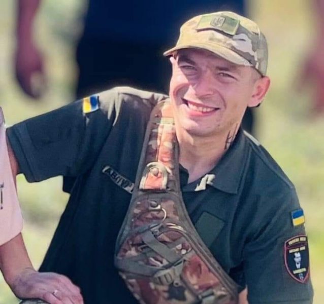 Застрелив п'яний солдат: деталі смерті військового з Бовшева Олега Атаманюка