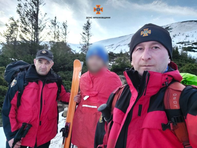 Під час спуску з Говерли погіршилося самопочуття у туриста: він викликав рятувальників