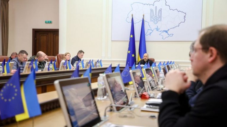 Уряд продовжив пільгову ціну на електроенергію для населення, - Шмигаль 12 84830ab5cd4caccb