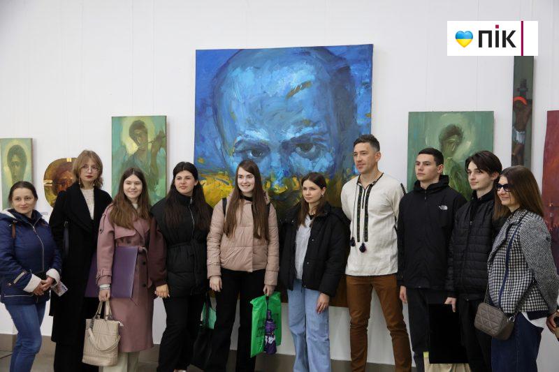 Краса миттєвостей буття: у Франківську відкрилася виставка художника-іконописця Івана Драгана (ФОТО) 19 IMG 0033 2 scaled