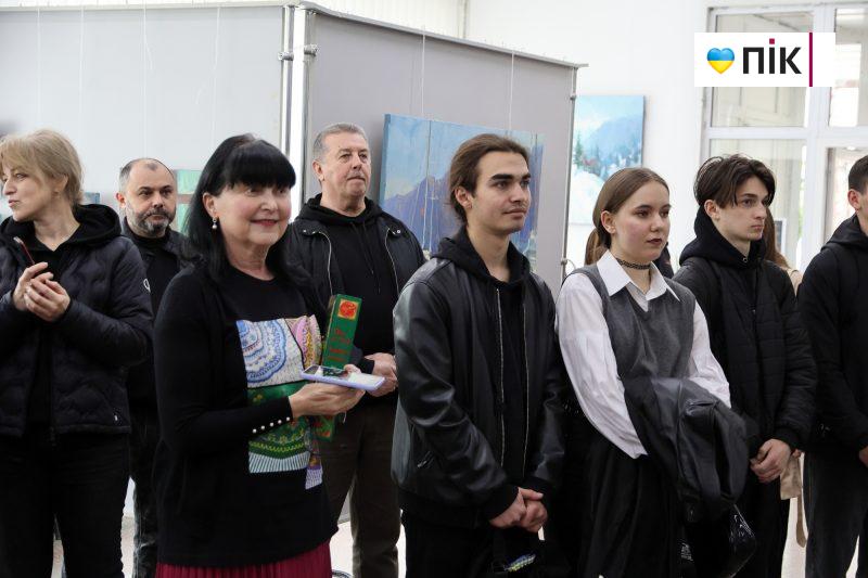 Краса миттєвостей буття: у Франківську відкрилася виставка художника-іконописця Івана Драгана (ФОТО) 21 IMG 0035 2 scaled