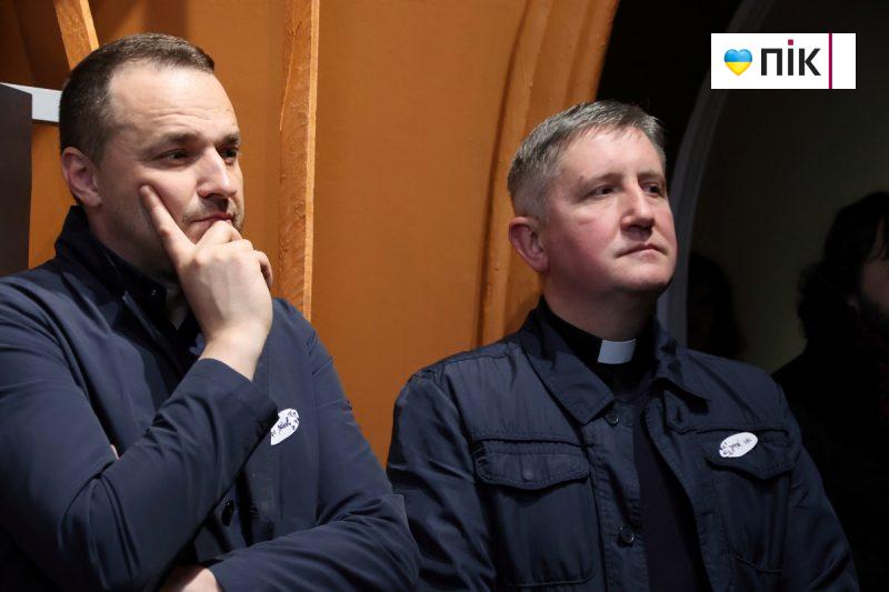 "Нові діалоги. Про Любов": унікальна пам`ятка 18 століття, світлини Нетецького та мурали Стецика (ФОТО) 13 IMG 0397 2 scaled