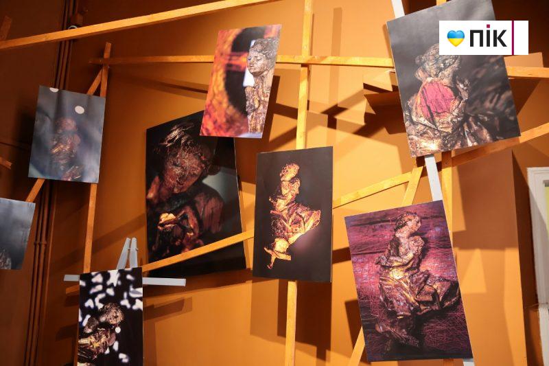 "Нові діалоги. Про Любов": унікальна пам`ятка 18 століття, світлини Нетецького та мурали Стецика (ФОТО) 8 IMG 0519 2 scaled