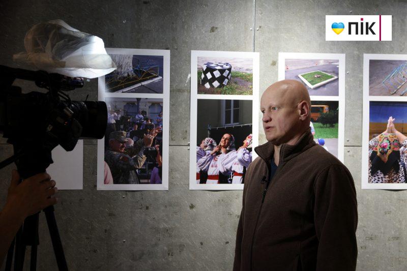 Люди Прикарпаття: на відкритті виставки німецьких фотографів у Франківську (ФОТО) 25 IMG 1245 2 scaled