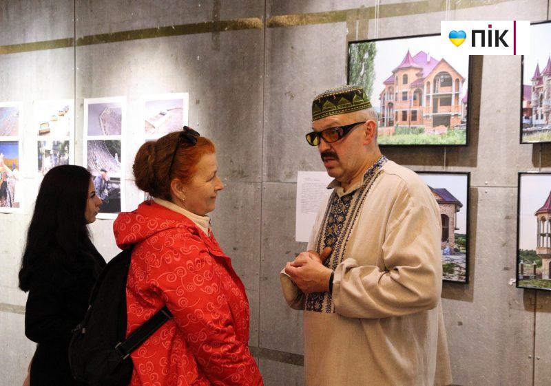 Люди Прикарпаття: на відкритті виставки німецьких фотографів у Франківську (ФОТО) 7 IMG 1501 2 scaled