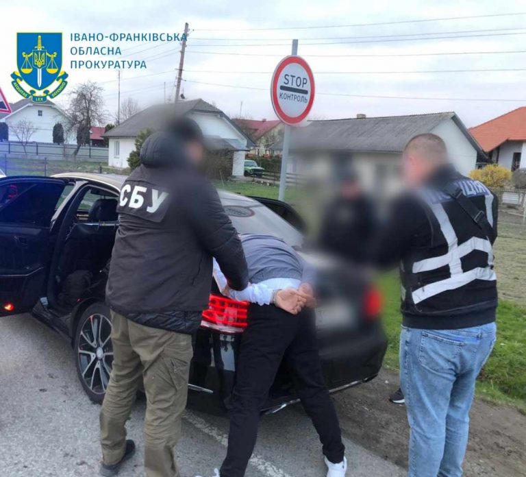Переправляли чоловіків до Угорщини: на Прикарпатті судитимуть злочинну групу (ФОТО)