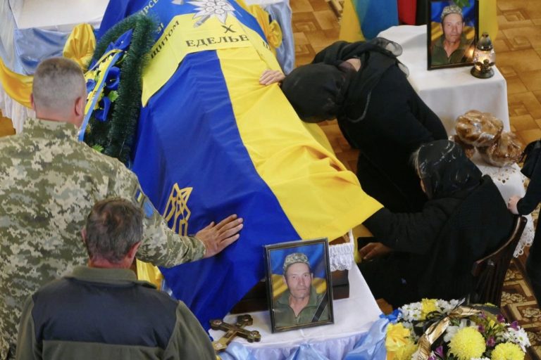 Калуська громада провела в останню путь полеглого воїна (ФОТО) 11 441076999 844495561045815 5498726893897888743 n