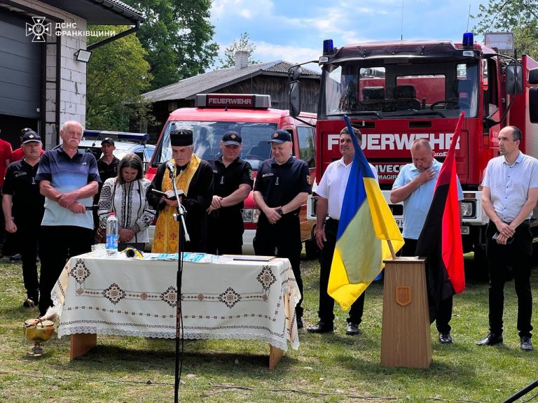 У Вигодській громаді відкрили добровільну пожежну команду (ФОТО) 10 У Вигодській громаді відкрили добровільну пожежну команду (ФОТО)