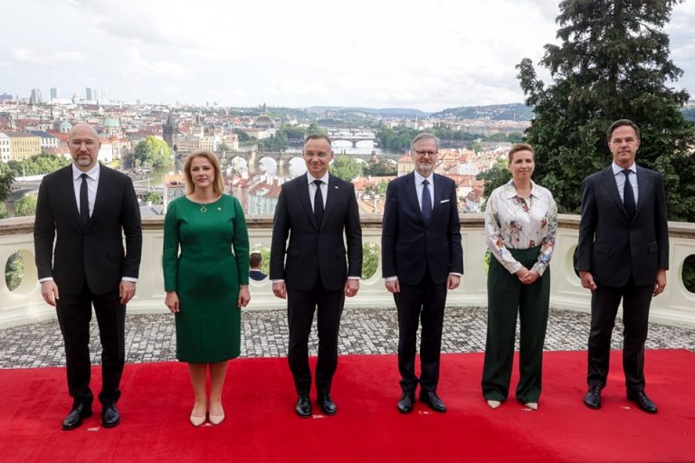 Шмигаль у Чехії обговорив потреби України з чотирма прем'єрами (ФОТО)