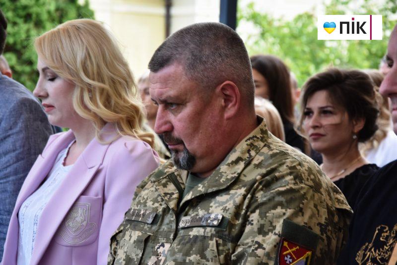 Люди Прикарпаття: на благодійному аукціоні на підтримку 109-го батальйону (ФОТО) 11 DSC 0261 scaled