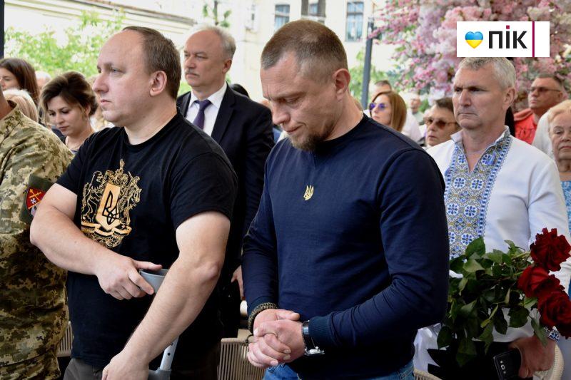 Люди Прикарпаття: на благодійному аукціоні на підтримку 109-го батальйону (ФОТО) 13 DSC 0266 scaled