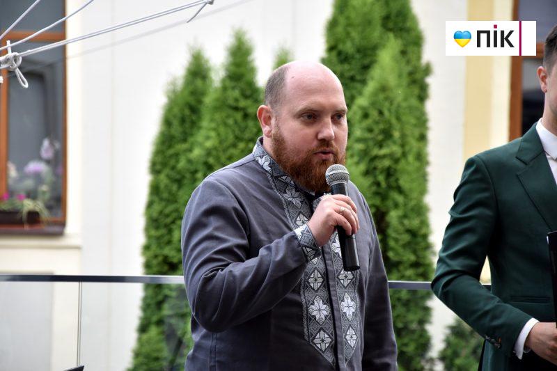 Люди Прикарпаття: на благодійному аукціоні на підтримку 109-го батальйону (ФОТО) 29 DSC 0348 scaled