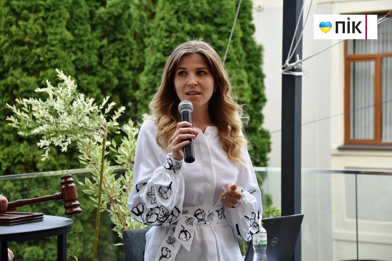 Люди Прикарпаття: на благодійному аукціоні на підтримку 109-го батальйону (ФОТО) 32 DSC 0355 scaled