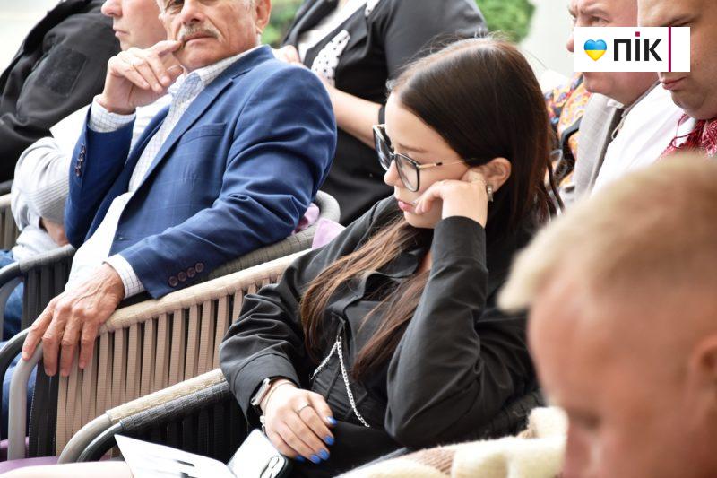 Люди Прикарпаття: на благодійному аукціоні на підтримку 109-го батальйону (ФОТО) 63 DSC 0437 scaled