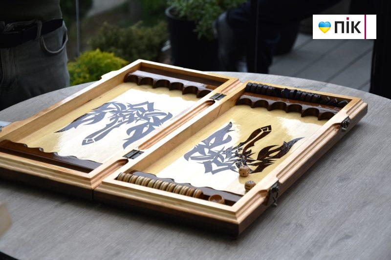 Люди Прикарпаття: на благодійному аукціоні на підтримку 109-го батальйону (ФОТО) 76 DSC 0499 scaled