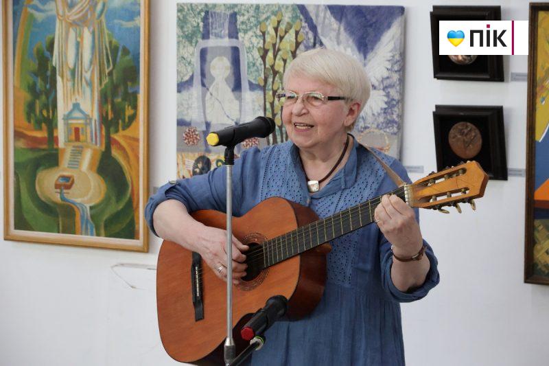 В Івано-Франківську відкрилася традиційна обласна ВЕЛИКОДНЯ виставка (ФОТО) 7 IMG 2343 2 scaled