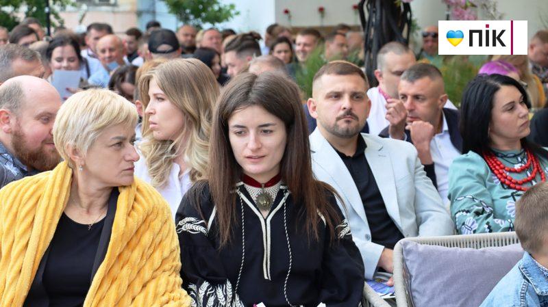 Люди Прикарпаття: на благодійному аукціоні на підтримку 109-го батальйону (ФОТО) 81 IMG 4069 scaled