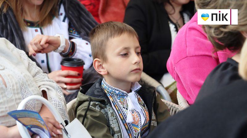 Люди Прикарпаття: на благодійному аукціоні на підтримку 109-го батальйону (ФОТО) 83 IMG 4071 scaled