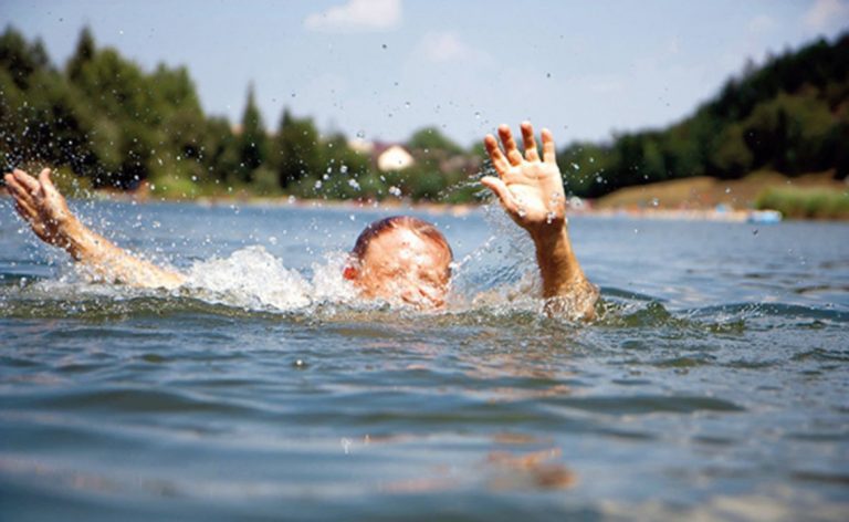 В Україні з початку року на воді загинули понад 40 дітей 11 В Україні з початку року на воді загинули понад 40 дітей