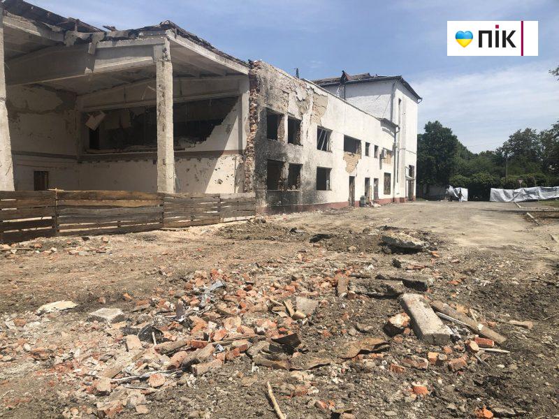 "Масштаби руйнувань - близько 100 млн грн": як ІФНТУНГ відновлюється після ворожого удару (ФОТО) 6 19a93c81 de49 4659 8b83 d5d0e156f21e scaled