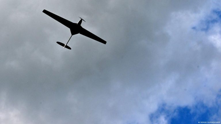 У РФ знову заявили про масовану атаку дронів 3 200889 1 large