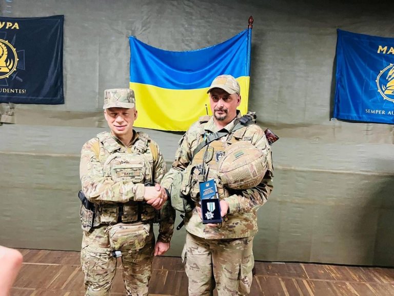 Головнокомандувач ЗСУ вручив "Срібний хрест" військовослужбовцю з Прикарпаття (ФОТО) 3 448057382 775080134798038 5577033203800721444 n