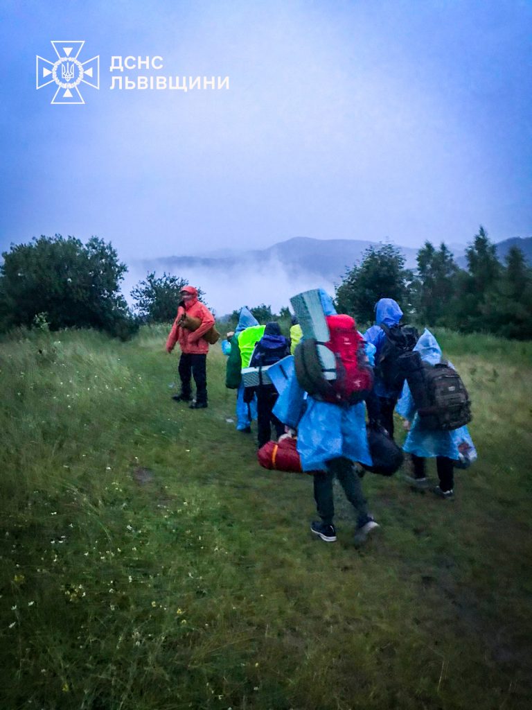 У Карпатах під час походу знадобилася допомога 19 туристам (ФОТО) 2 448987645 798905052335031 1242984506300515004 n