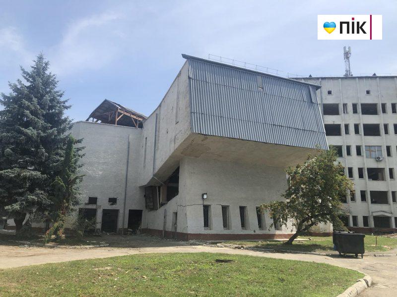 "Масштаби руйнувань - близько 100 млн грн": як ІФНТУНГ відновлюється після ворожого удару (ФОТО) 2 80fcaf0f 17cc 4ee3 ba46 64786b678b4e scaled