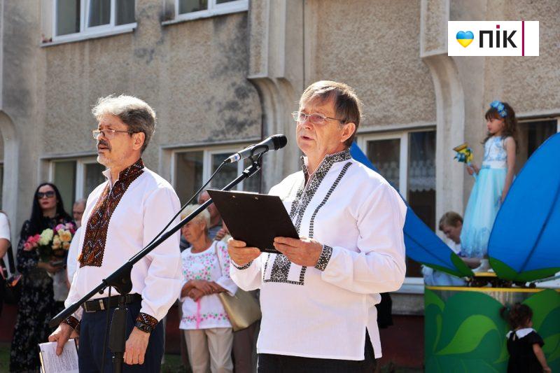 Люди Прикарпаття: останній дзвоник у ліцеях Івано-Франківська (ФОТО) 15 IMG 8292 scaled