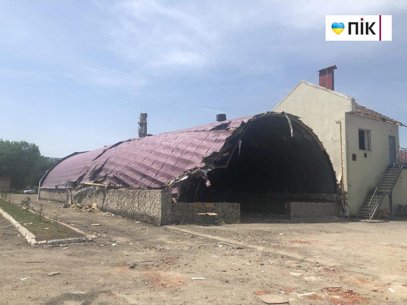 "Масштаби руйнувань - близько 100 млн грн": як ІФНТУНГ відновлюється після ворожого удару (ФОТО) 5 a87b826d 6012 42d5 96f7 5ba081d09d02 scaled