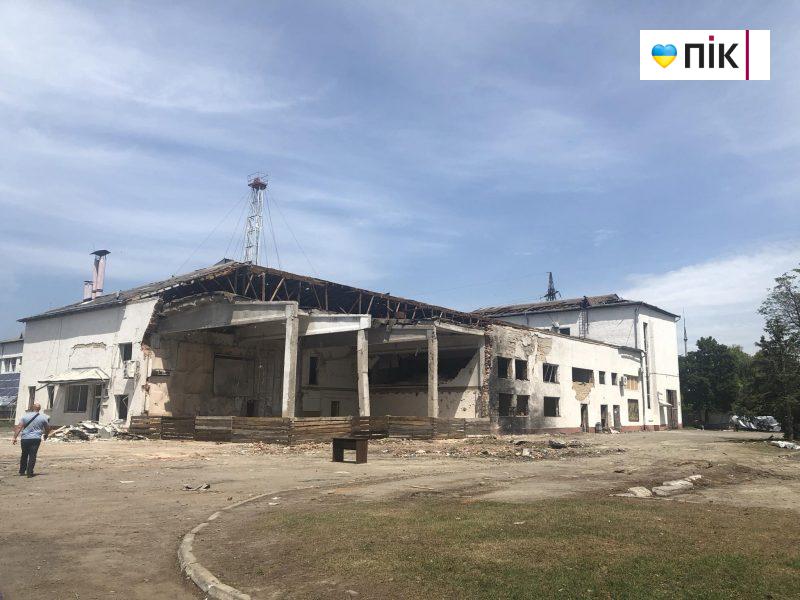 "Масштаби руйнувань - близько 100 млн грн": як ІФНТУНГ відновлюється після ворожого удару (ФОТО) 3 af6e1a56 7a4f 4299 a5b0 bac1ff2af947 scaled