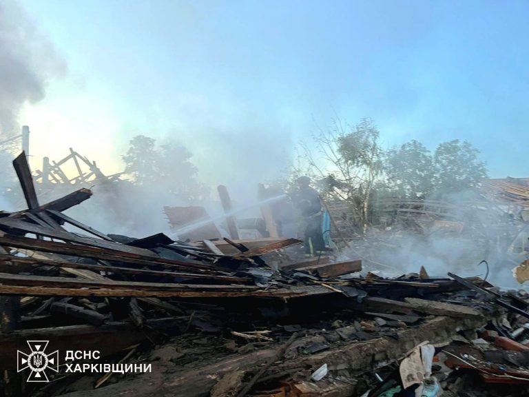 Росіяни вночі вдарили по Харківщині: горіли житлові будинки (ФОТО) 5 photo 2024 06 14 08 23 43 3