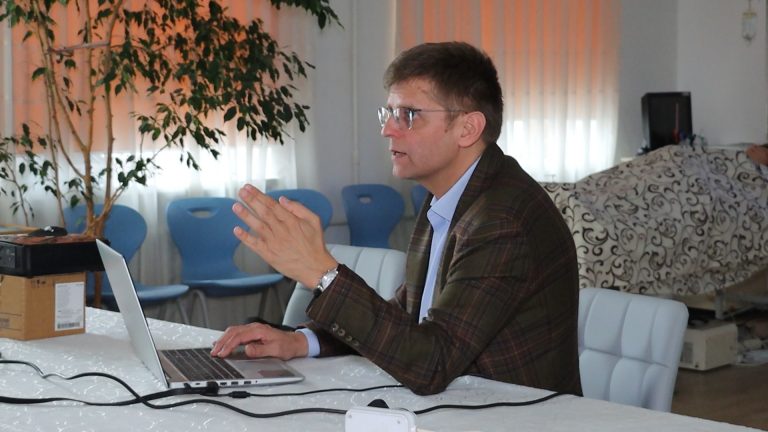 Вади серця у дітей: для медиків Прикарпаття провели навчальний тренінг (ВІДЕО) 4 s1 3