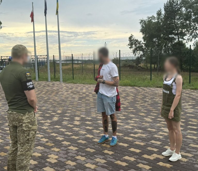 Шлюбна афера: викрили "молодят", які намагалися виїхати за кордон (ФОТО) 7 449609773 806909841619447 4502939327363099187 n