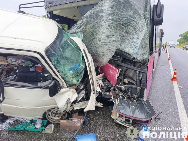 У Нацполіції назвали найпоширенішу причину смертельних ДТП в Україні 12 У Нацполіції назвали найпоширенішу причину смертельних ДТП в Україні