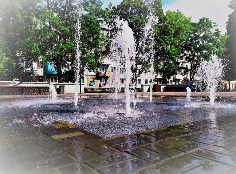 У Калуші відремонтували пішохідний фонтан 4 451055408 883646593797378 3204090699227951638 n