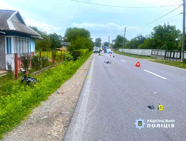 На Косівщині водій «Mitsubishi» зіткнувся зі скутером та втік з місця ДТП (ФОТО)