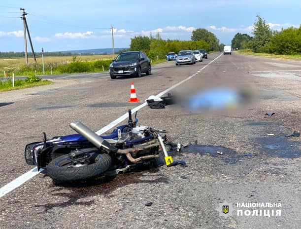 У ДТП біля Франківська загинув мотоцикліст з Коломийщини (ФОТО)