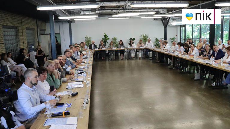 Вимоги ринку праці: центри профтехосвіти ДСЗ стануть ближчими до бізнесу (ФОТО) 5 Вимоги ринку праці: центри профтехосвіти ДСЗ стануть ближчими до бізнесу (ФОТО)