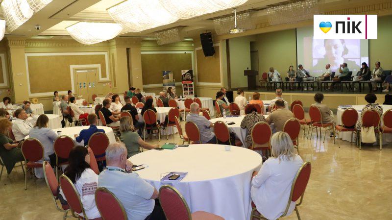 У Дніпрі відбувся міжрегіональний форум керамістів з усієї України: що обговорили (ФОТО) 8 IMG 5480 scaled