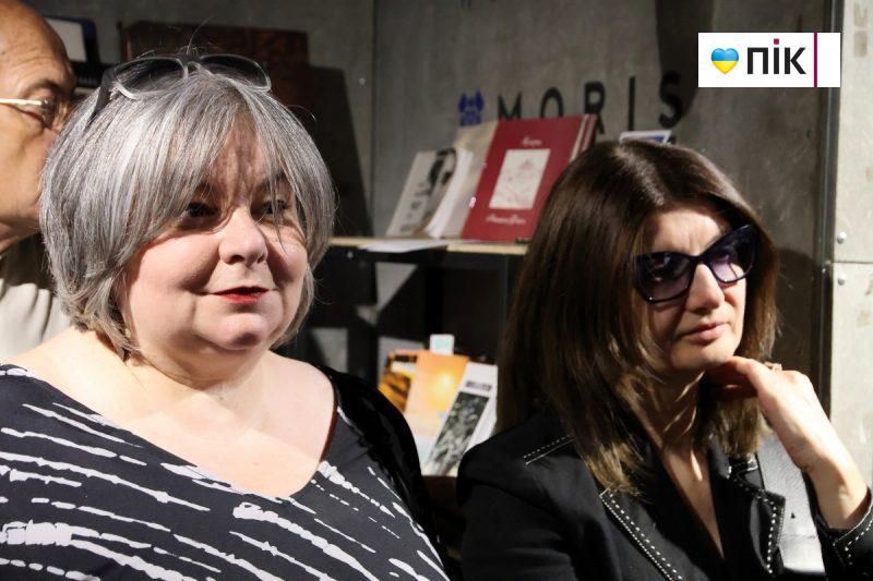 Люди Прикарпаття: на відкритті виставки робіт полеглого воїна Остапа Бринського (ФОТО) 15 IMG 8591 2 scaled